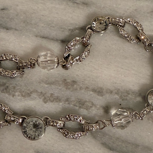 AVON Signed Silver Plated 2 Layer Rhinestone Choker 18" + 3" Extender Clear Bead - Picture 8 of 12